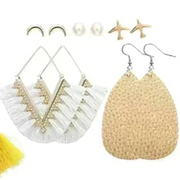 New Earring Set - Picture 1 of 2